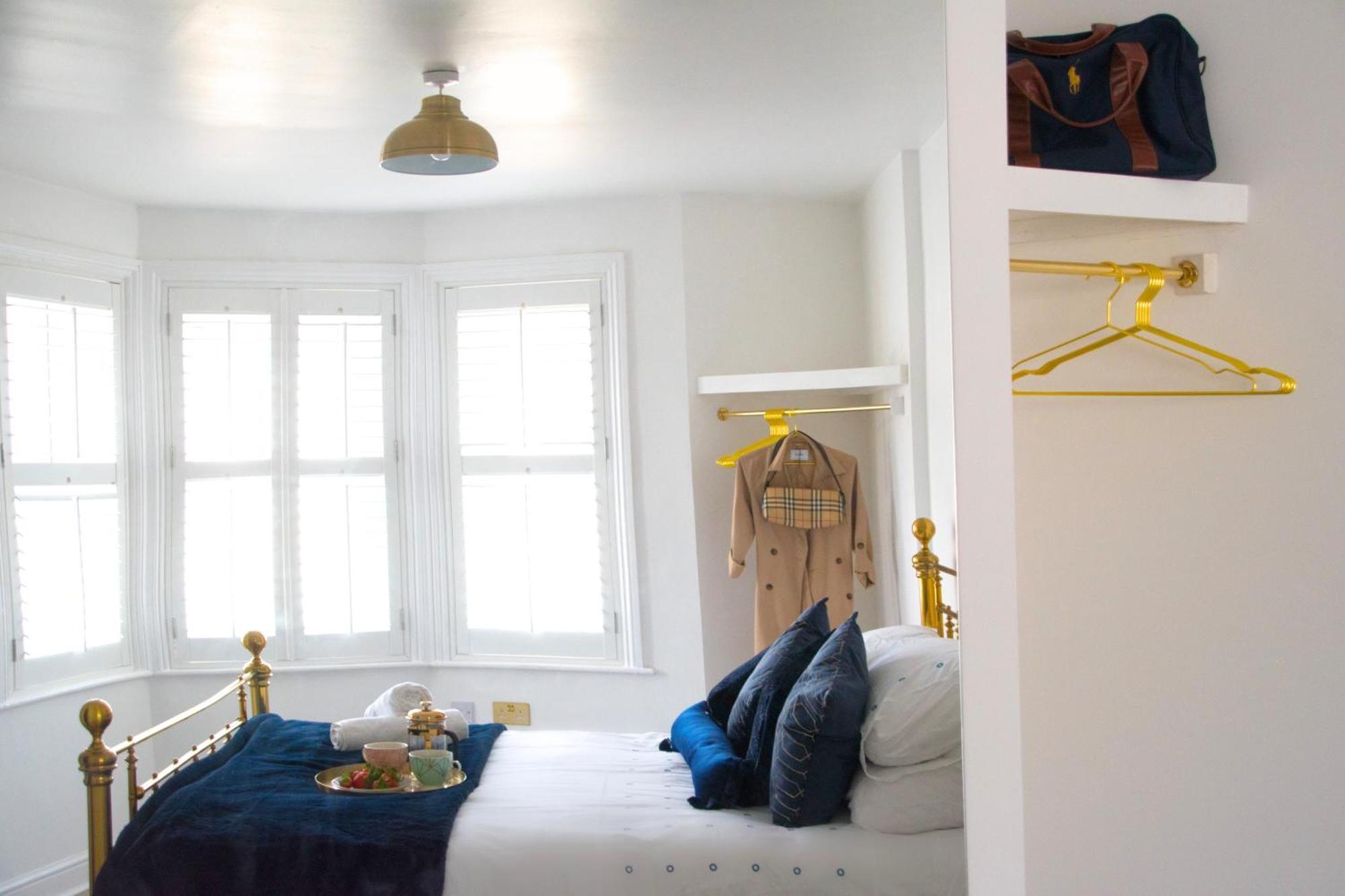 Modern Town Centre Flat - Free Shared Parking, King Size Bed, 5 Minutes Walk To Beach Bournemouth Exteriör bild